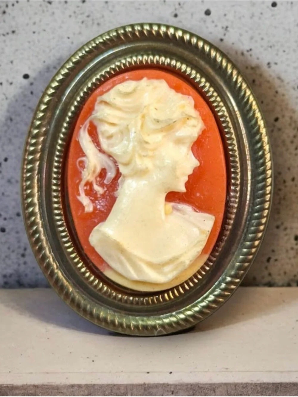Victorian-style Cameo Brooch in Resin Coral and Cream